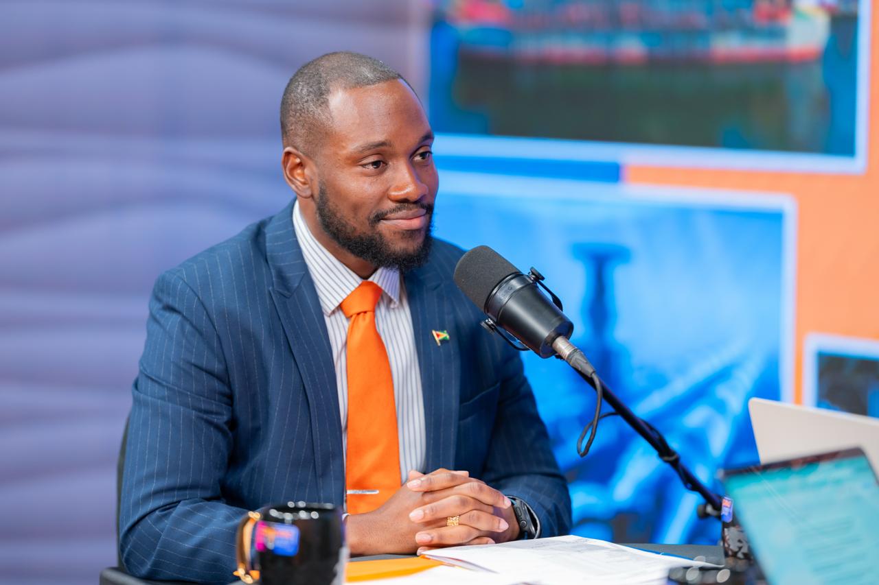 Over 1800 persons employed through Labour Ministry&rsquo;s job bank &ndash; Griffith