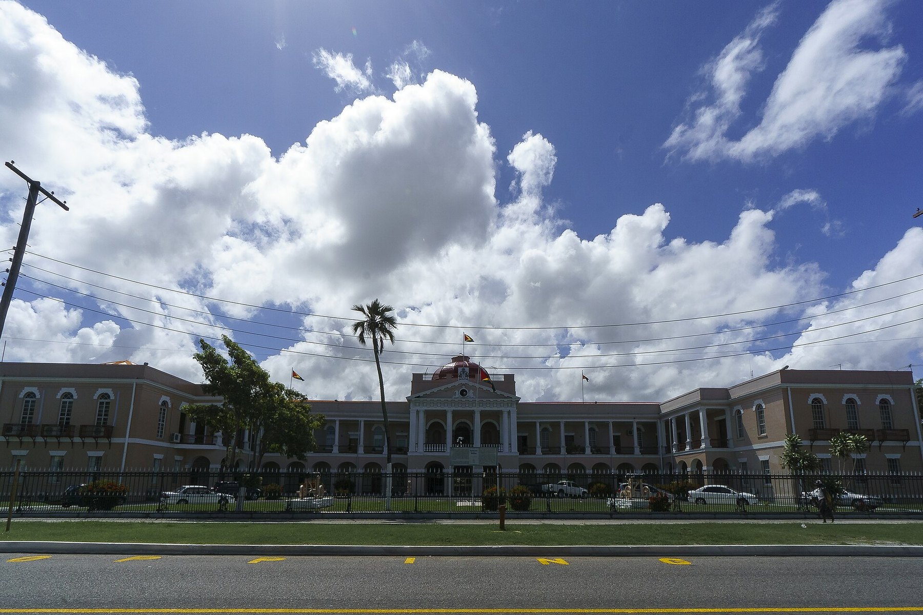 Guyana Raises Its Tax-Free Allowance, Keeping Two Bands of 25% and 35%